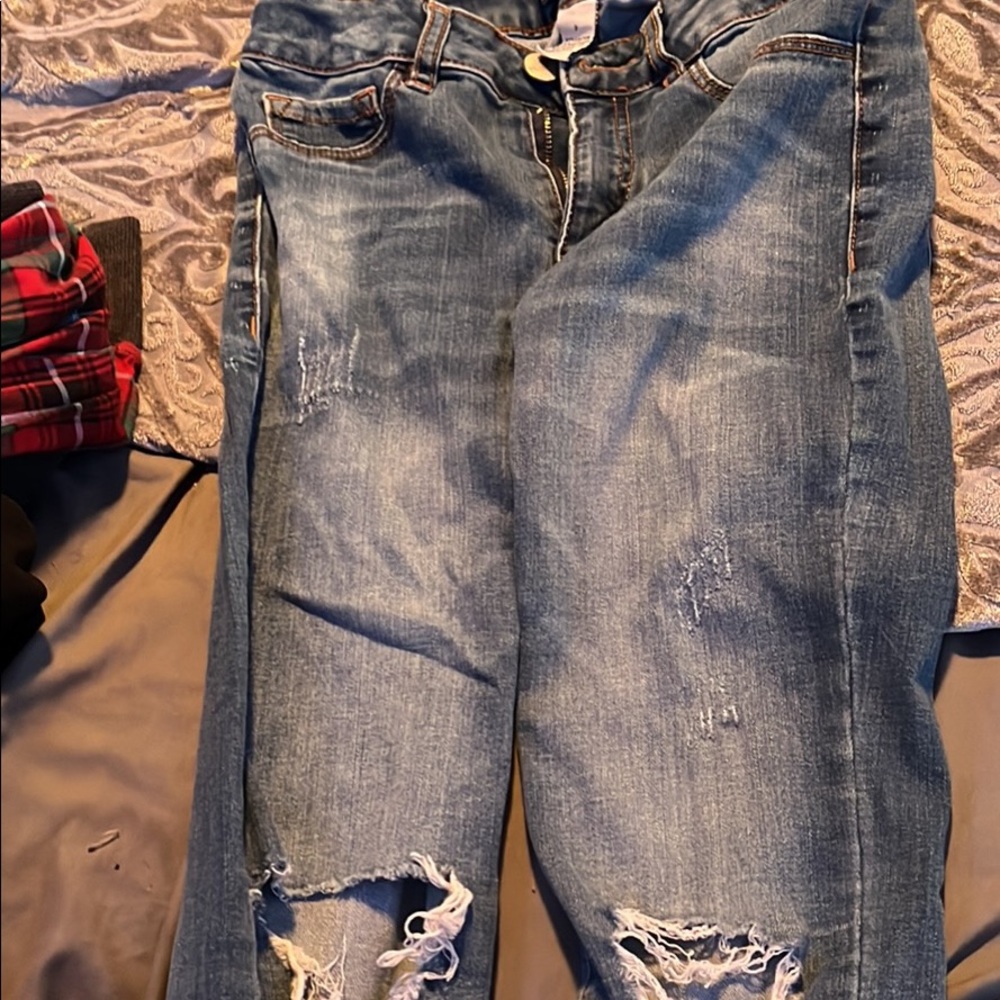 Ripped jeans